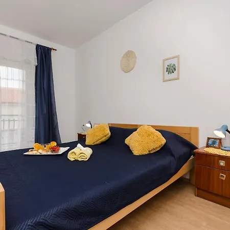 Ivana Lejlighed Murter