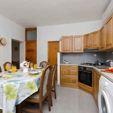 Apartment Ivana Murter